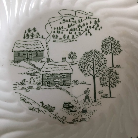 50’s Winter Landscape Pie Pan - Picture 2 of 15